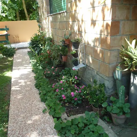 Bb Le Violette Bed & Breakfast Tortolì